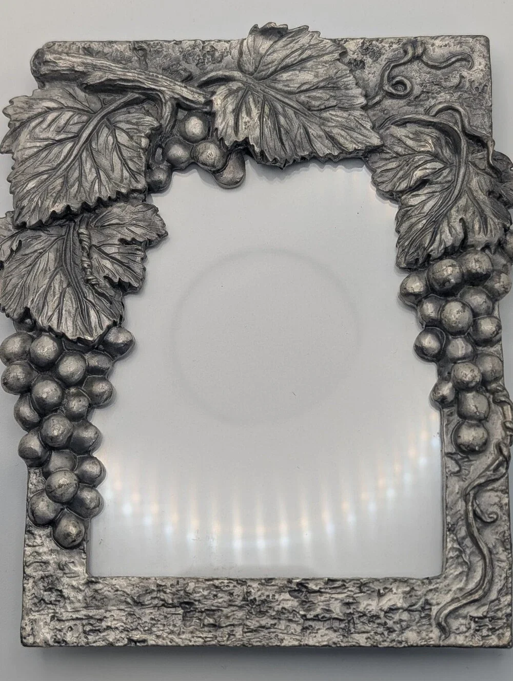 VTG Pewter Grape Vine Photo Frame 3.5 X 4.5 | Heavy Ornate Rustic Art